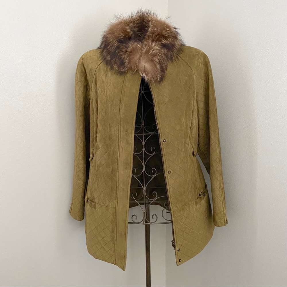 LEATHER coat with detachable fur collar